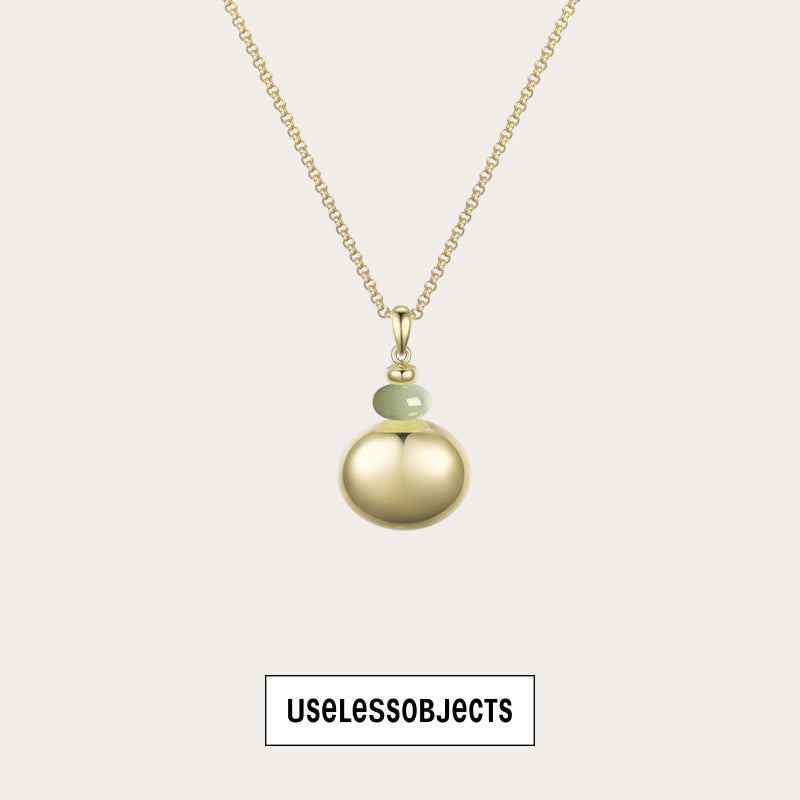 Essential Hulu necklace